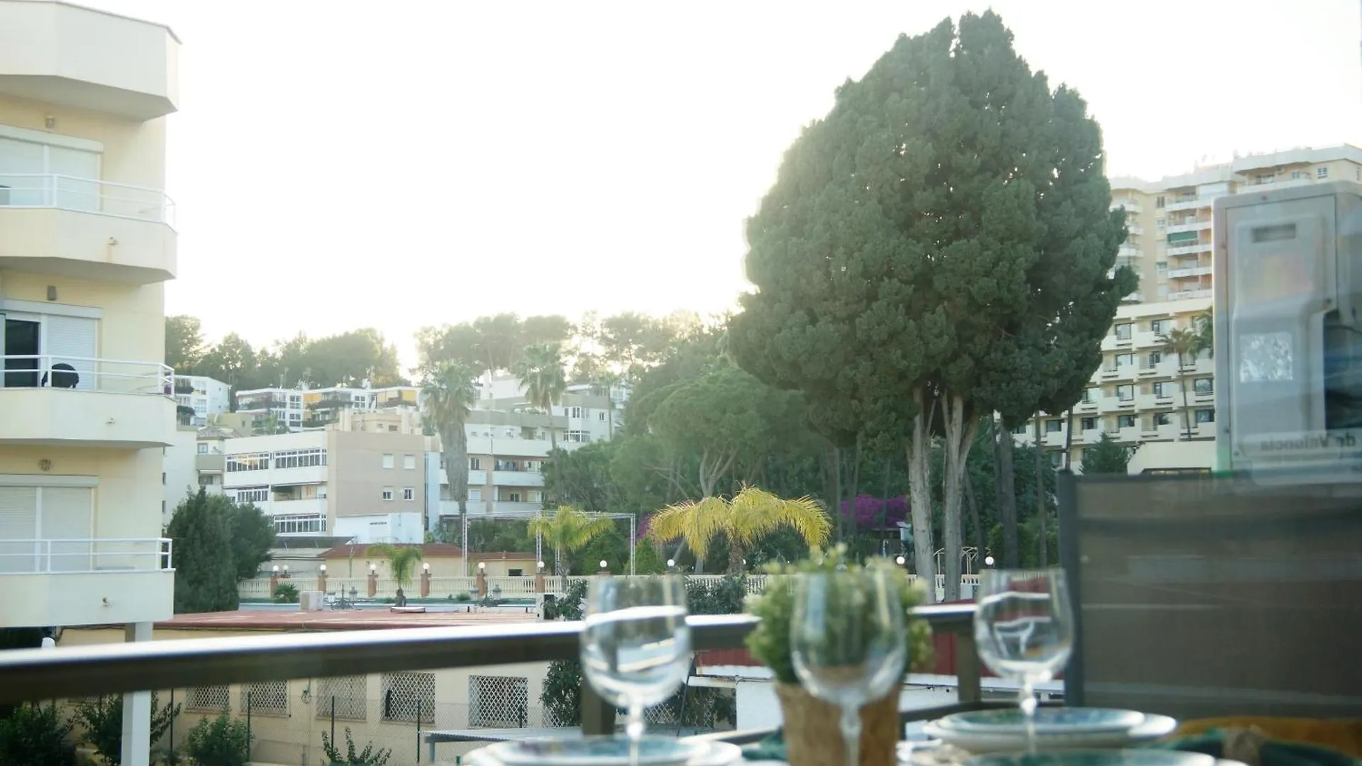 Soleado Y Luminoso A 3 Minutos De La Playa-Carihuela Apartment Torremolinos 0*,