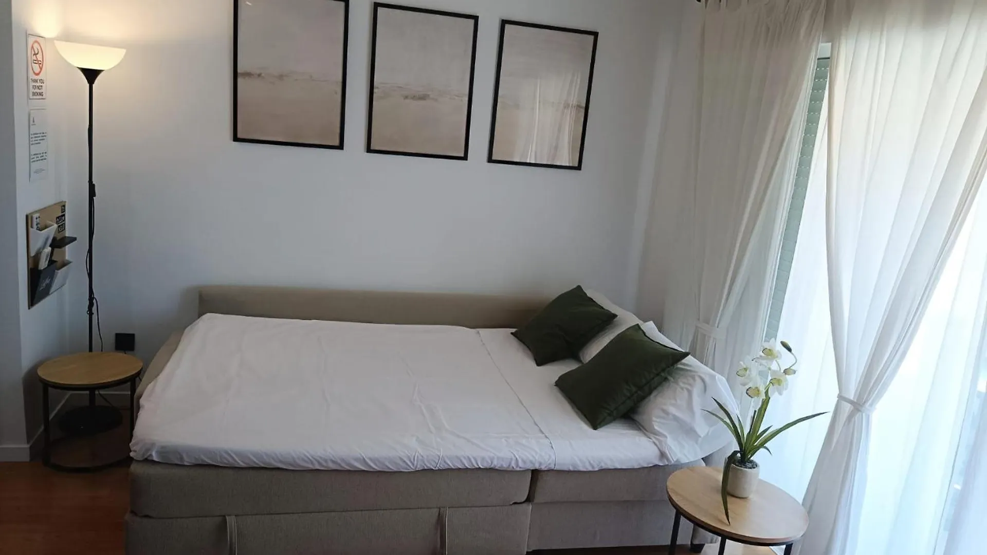 Soleado Y Luminoso A 3 Minutos De La Playa-Carihuela Apartman Torremolinos Spanyolország